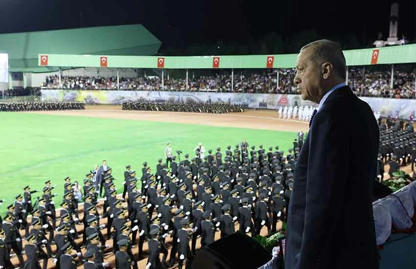 Cumhurbaşkanı Erdoğan'dan düzensiz göçmen açıklaması: Mücadele hiçbir zaman sekteye uğramadı