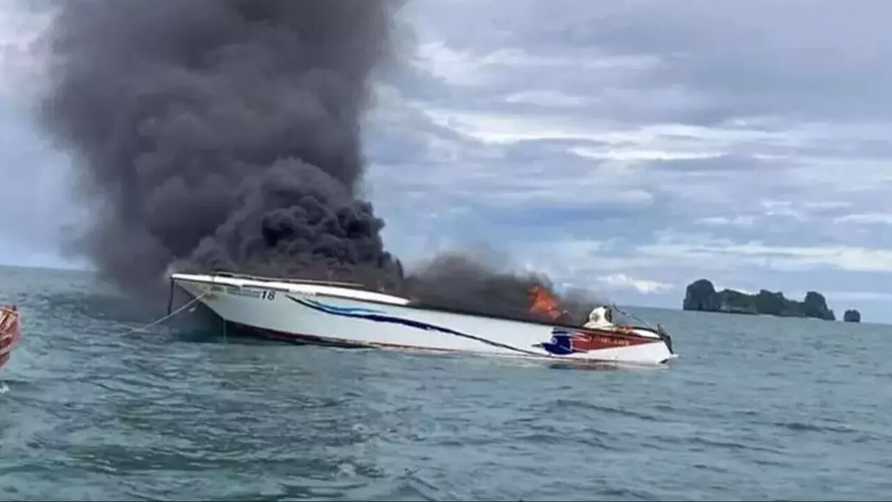 Rusya Ukrayna'dan intikamını aldı: Karadeniz'de ABD yapımı tekneyi bombaladı