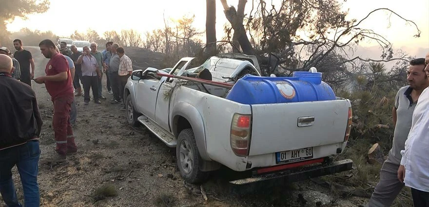 Çanakkale'de yangına müdahale ederken üzerine ağaç devrildi