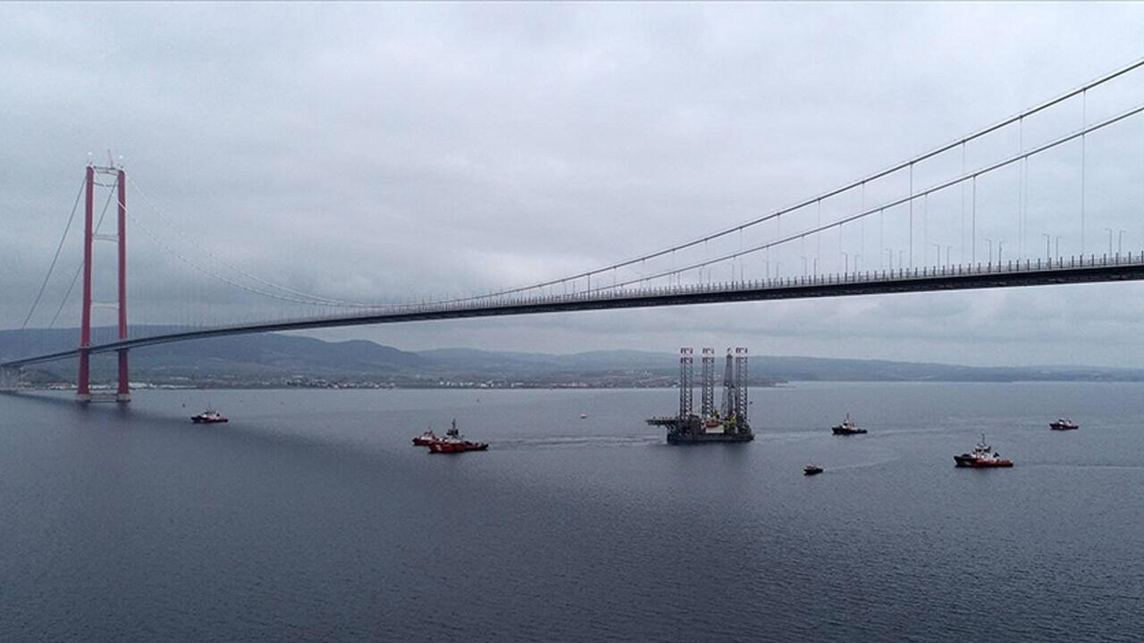 Çanakkale Boğazı tek yönlü trafiğe açıldı