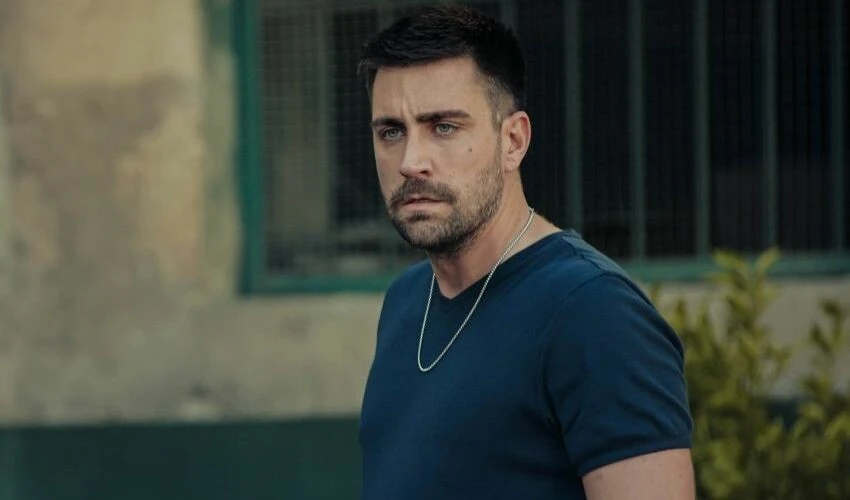 Çağlar Ertuğrul'un görüştüğü proje ortaya çıktı! Partneri ise çok konuşulacak