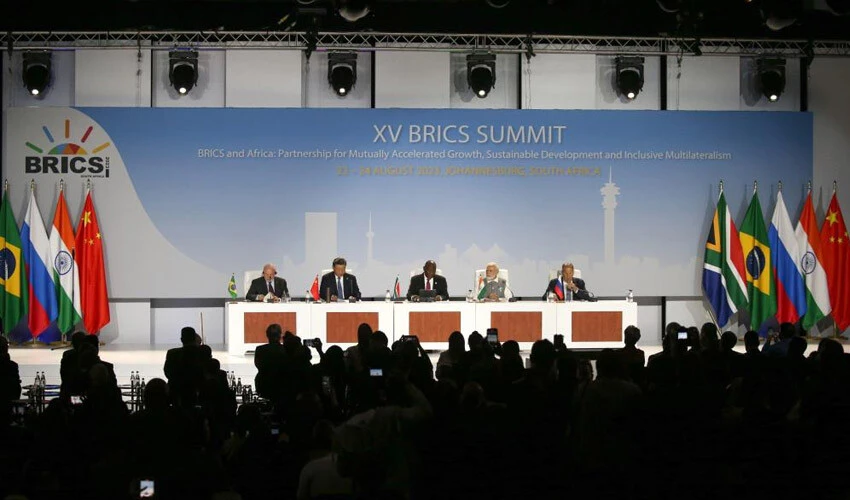BRICS Zirvesi’nde 6 ülke yeni üye daveti aldı Putin'den tebrik geldi
