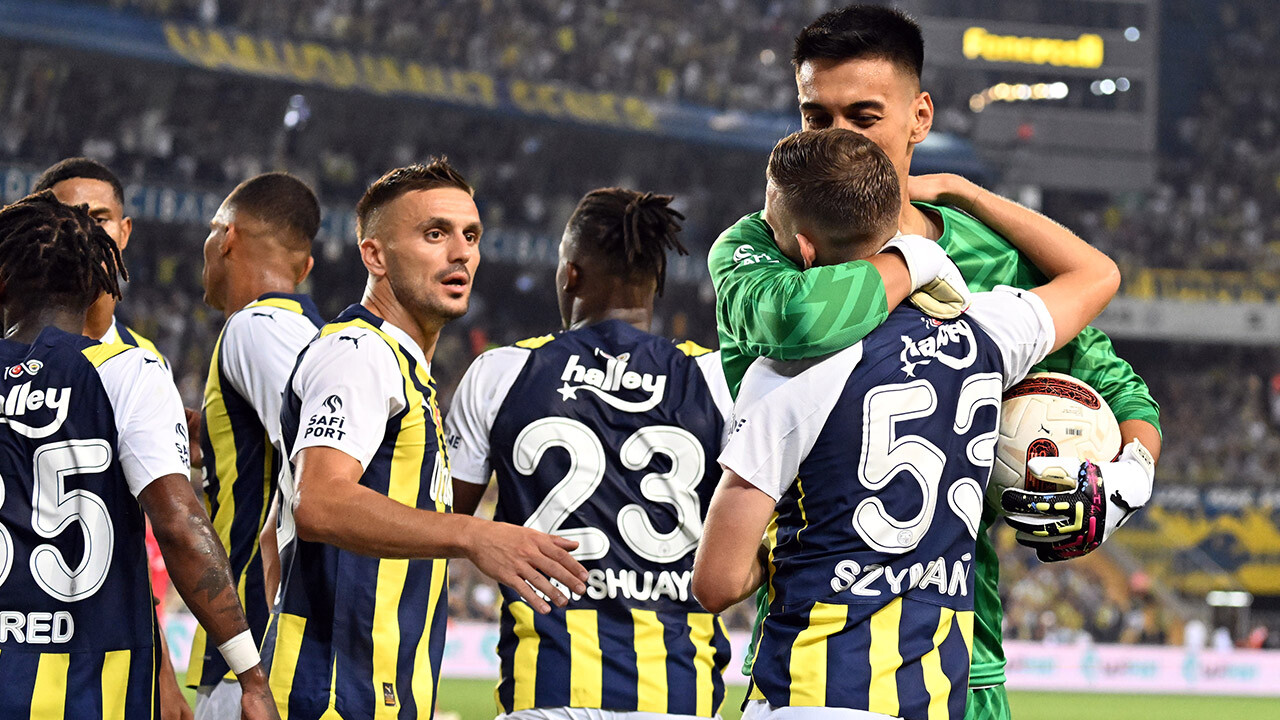 Fenerbahçe, tur kapısını ardına kadar araladı!