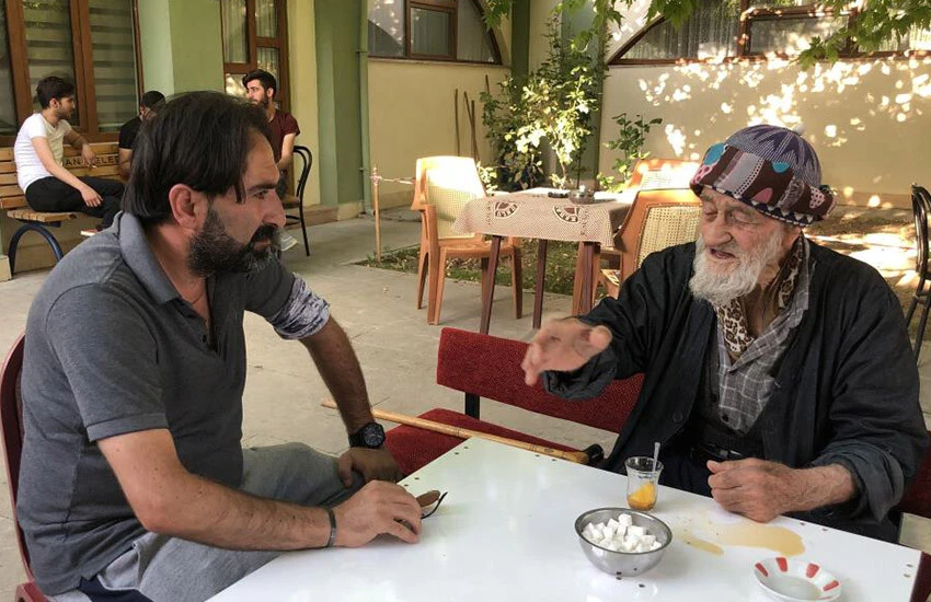 Erzincan depreminin yaşayan tanığı o anları anlattı.