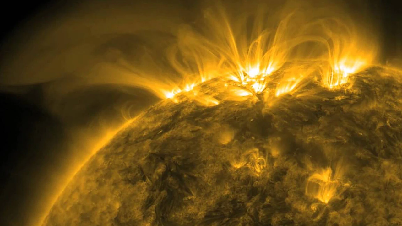 NASA sır perdesini araladı, Güneş'in karanlık yüzü aydınlandı (Güneş rüzgarı nedir?)