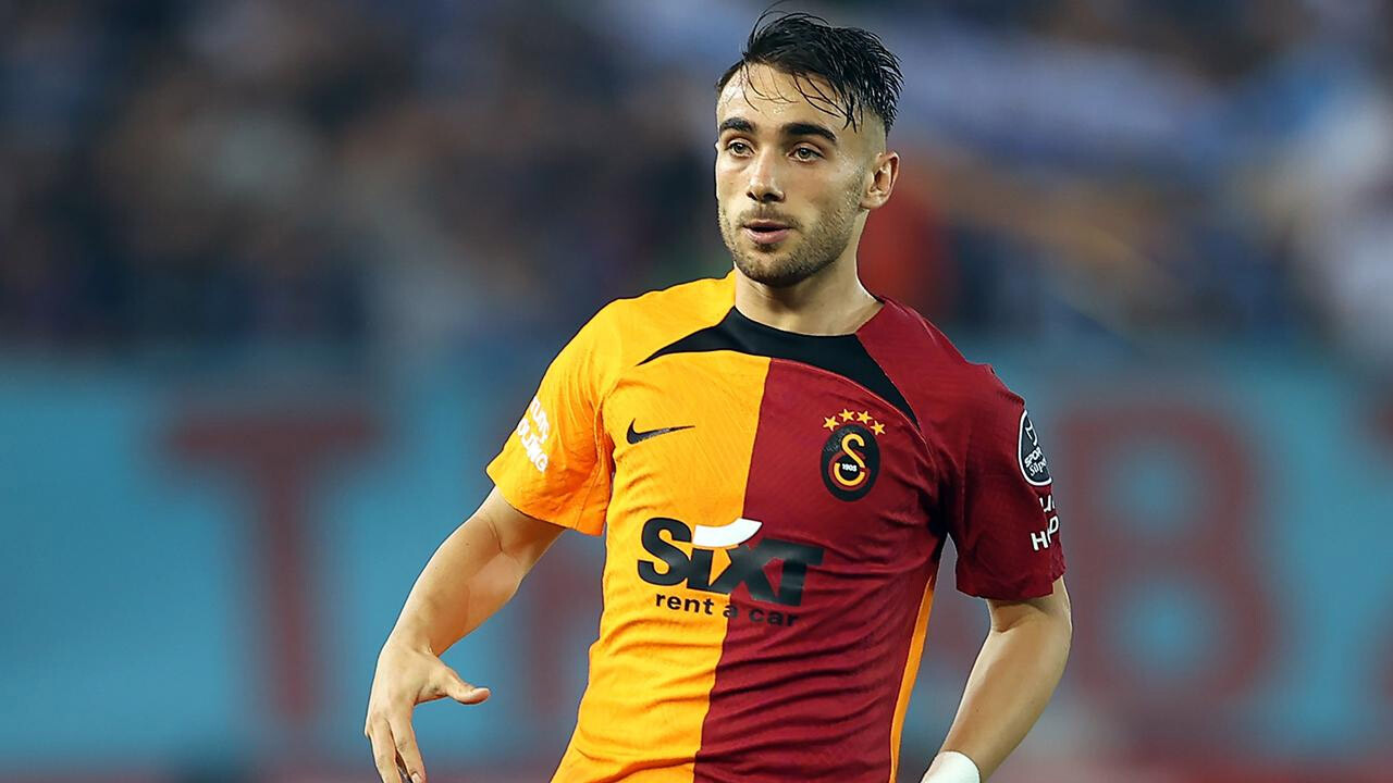 Galatasaray, Yunus Akgün&#039;ün transferini resmen açıkladı! Aslan ne kadar kazanacak?