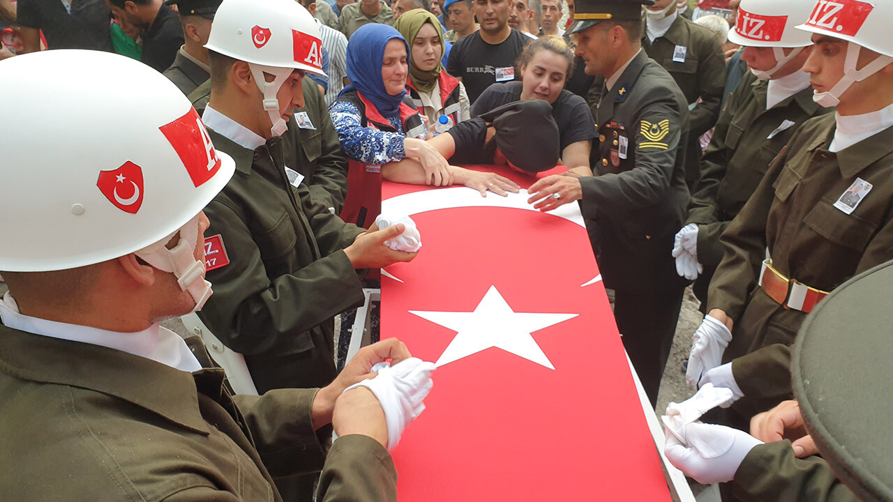 Pençe-Kilit şehidi Taner Torun&#039;a son görev