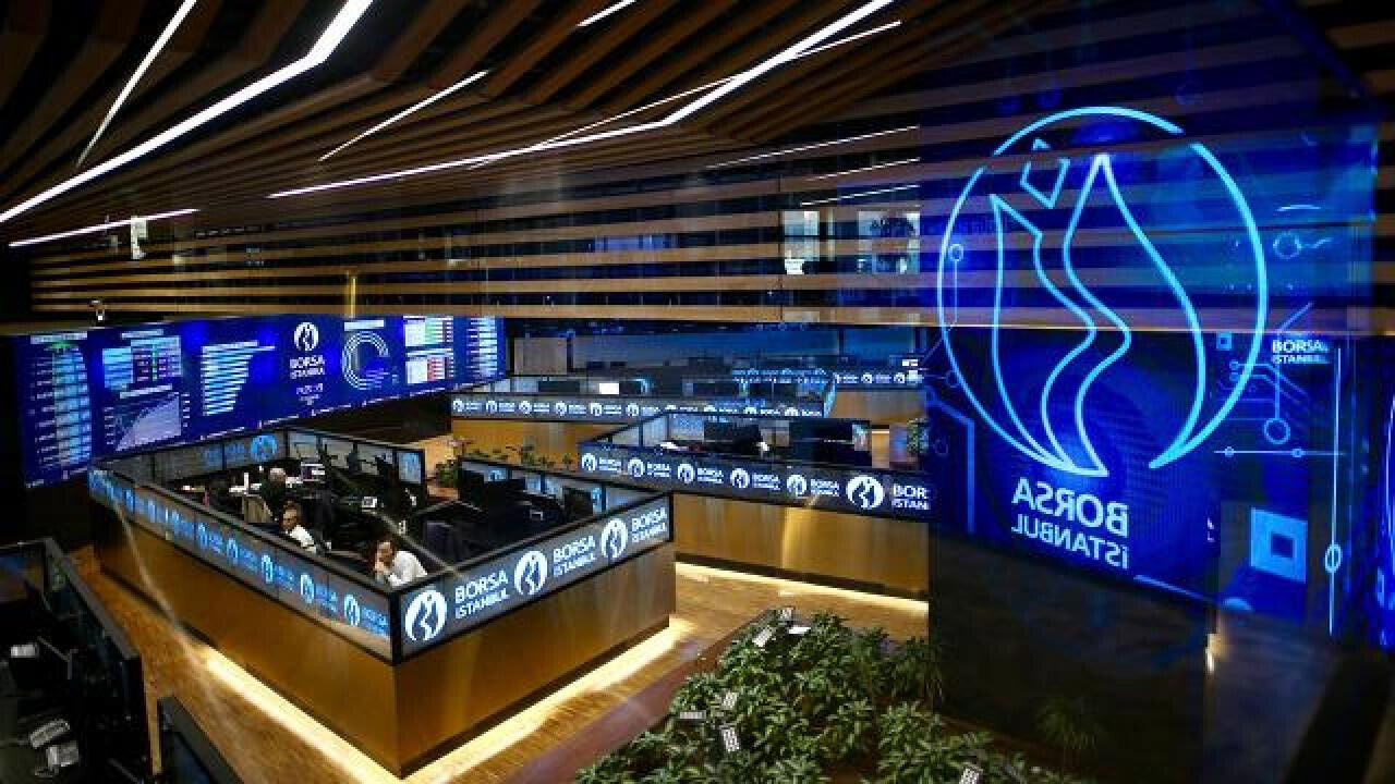 Borsa İstanbul gün ortasında rekor tazeledi