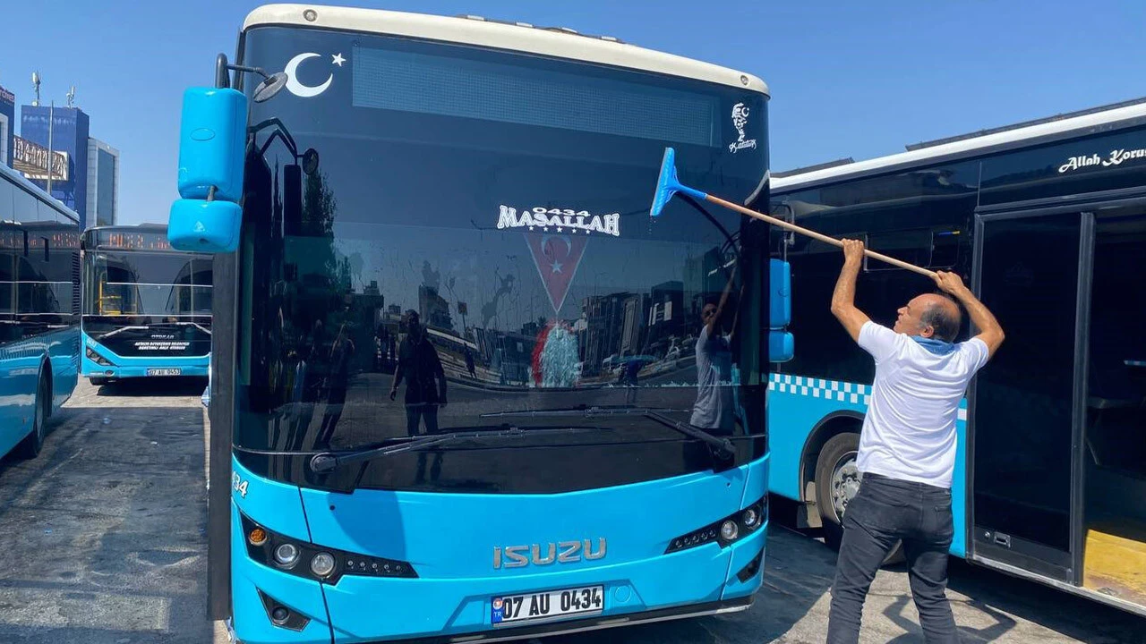 Antalya'da günlük 800 TL peşin ödeme usulü! 24 bin TL maaşla şoför bulamadı