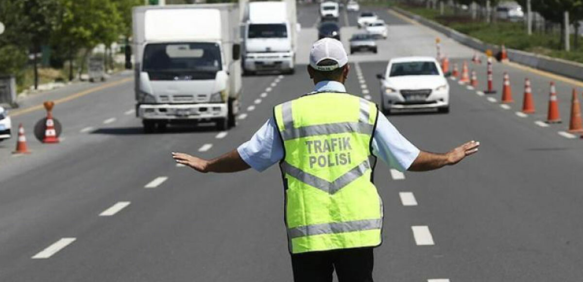 İstanbul&#039;da bazı yollar trafiğe kapatıldı