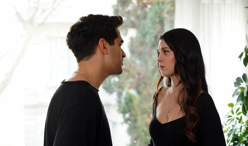 Taro Emir, Yalı Çapkını setinde! İlk fotoğrafa yorum yağdı