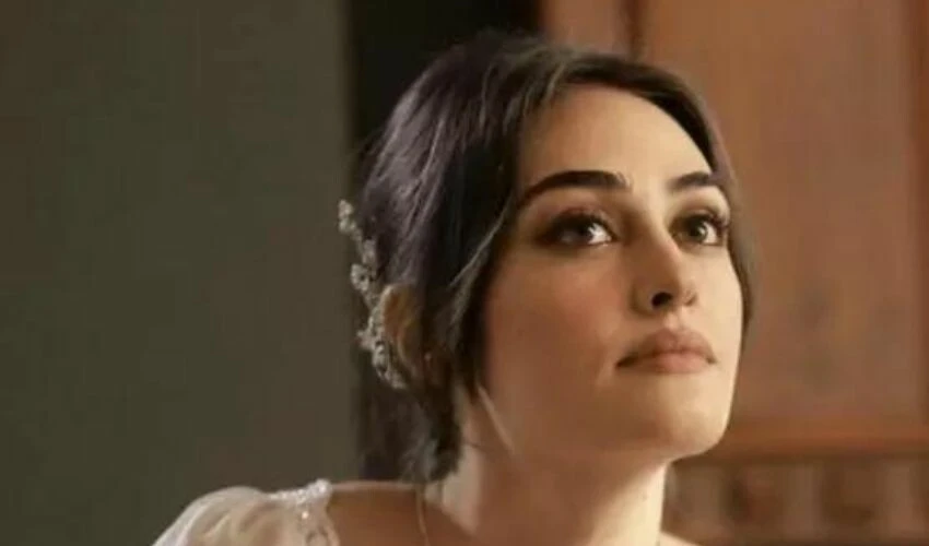 Ata Demirer'li dizi kadrosuyla beğeni topladı! Usta oyuncular akın etti