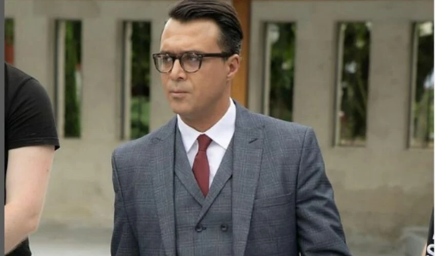 Yalı Çapkını oyuncusu Arka Sokaklar dizisinde! Arka Sokaklar Ünal kimdir?