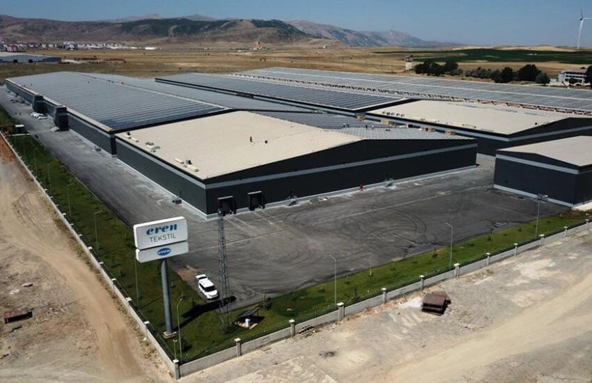 Bitlis Fabrika, 215 bin metrekare açık, yaklaşık 100 bin metrekare kapalı alana sahip.