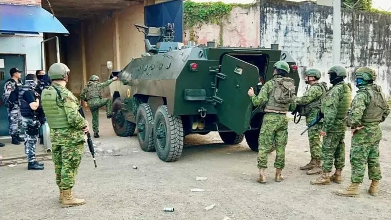 Ekvador'daki rehine krizi çözüme kavuştu: 57 gardiyan ve 7 polis serbest