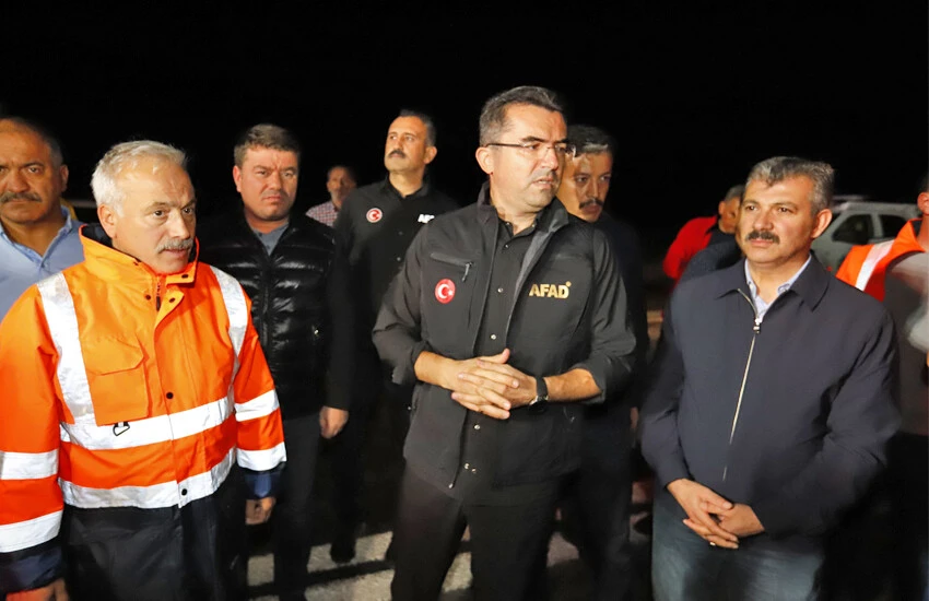 Aksaray'ı ve Nevşehir'i sel vurdu! 3 vatandaş vefat etti, kayıp bebek ve babası aranıyor