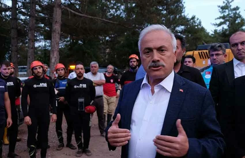 Aksaray'da selde kaybolan Asel bebek her yerde aranıyor