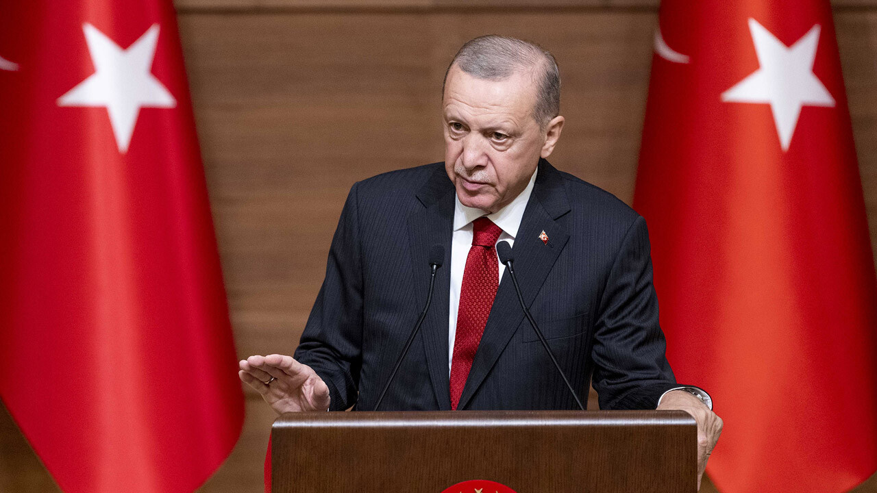 Son dakika! Cumhurbaşkanı Erdoğan OVP&#039;yi açıkladı: Enflasyon, gelir ve büyümede hedeflerimize ulaşacağız