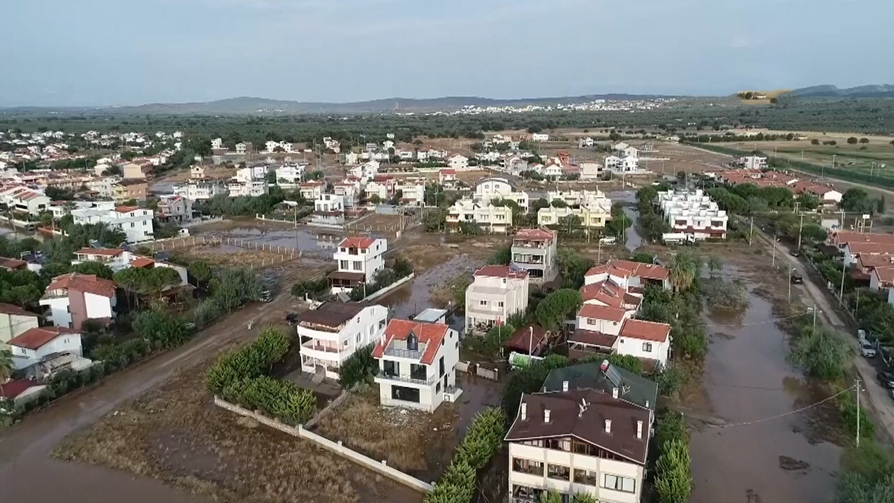 Sel, Çanakkale'yi talan etti: Tarım arazileri ve zeytinliklerde zarar büyük