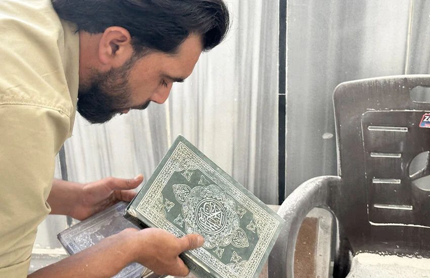 Terör örgütü PKK/YPG'den alçakça saldırı: Camiyi roketle hedef aldılar!