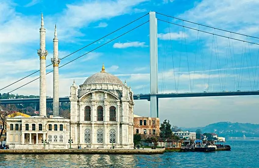 İstanbul için tehlike çanları çalıyor: 6 milyon vatandaş risk altında... Cami, saray ve tarihi yapılar sular altında kalabilir!