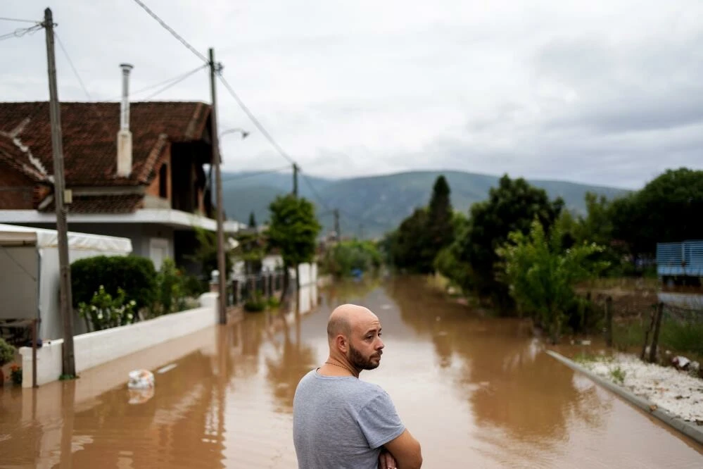 Sel Yunanistan'ı yıktı geçti acı bilanço artıyor! Binlerce kişi evsiz kaldı