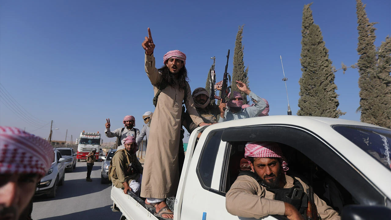 DEAŞ gitti, Kandil çeteleri geldi! Deyrizor'da zulüm dayanılamayacak boyutta