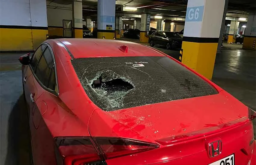 İSPARK otoparkına saldırı! 15 aracın camını taşla kırıp kaçtılar