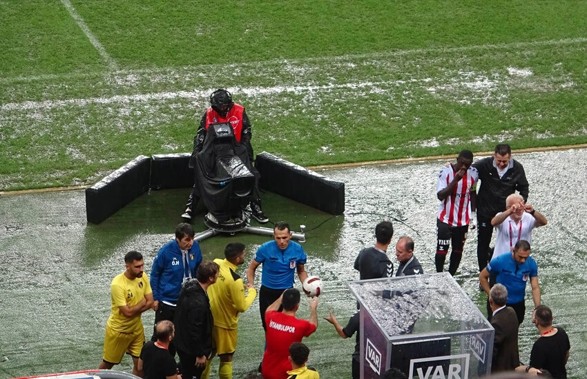 Yağış nedeniyle ertelenen Samsunspor-İstanbulspor maçının tarihi belli oldu