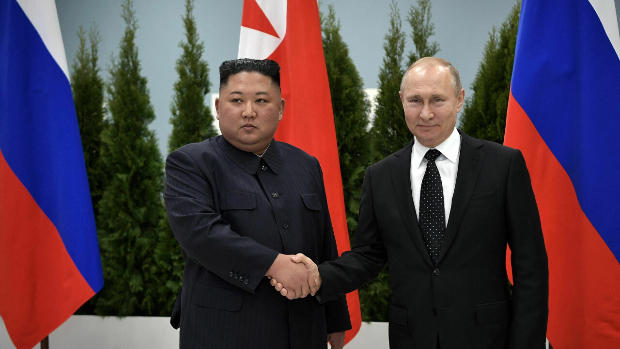 Kuzey Kore lideri Kim Jong-un ve Rusya lideri Vladimir Putin tüm tepkilere rağmen bir arada