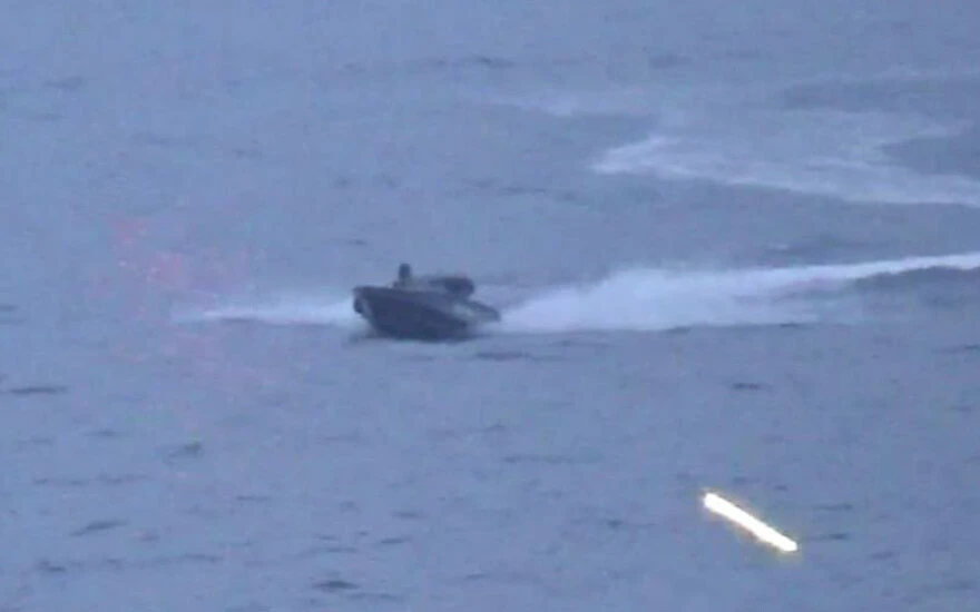 Karadeniz'de sıcak anlar: Ukrayna'dan Rus roket gemisine saldırı