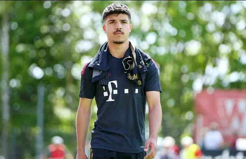 Son dakika transfer haberi: Galatasaray'dan bir transfer daha: Bu gece İstanbul'a geliyor!