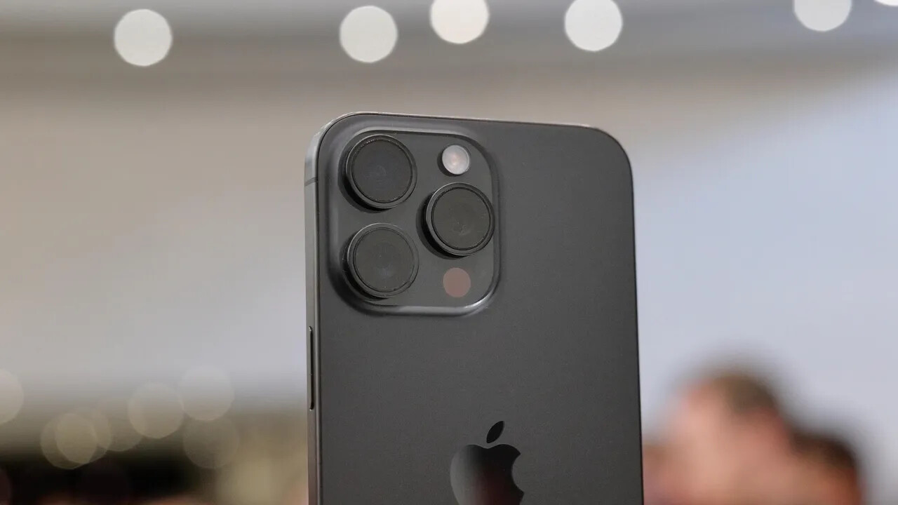 iPhone 15 Pro, performans testinde sınırları zorladı