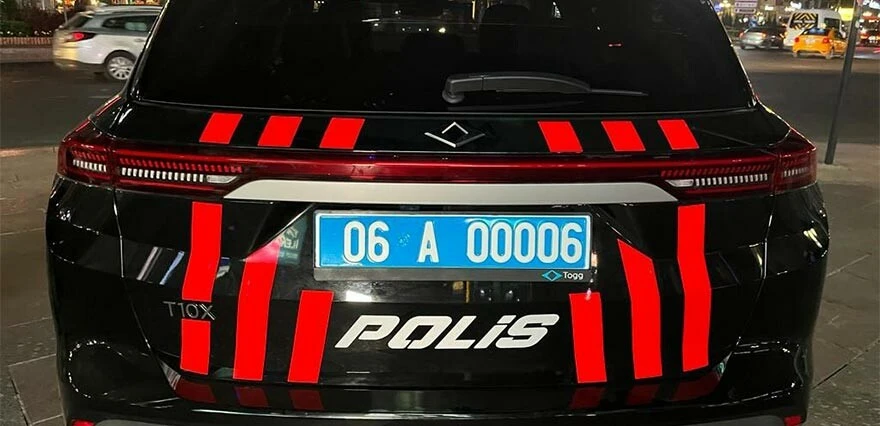 Togg polis aracı oldu, vatandaştan yoğun ilgi gördü!