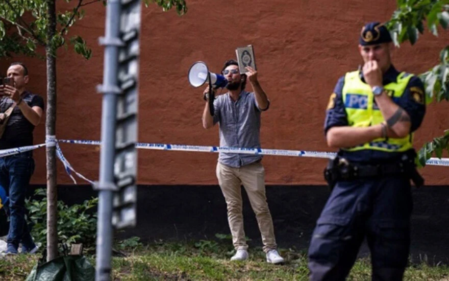 İsveç’te Kur'an-ı Kerim'e bir çirkin saldırı daha