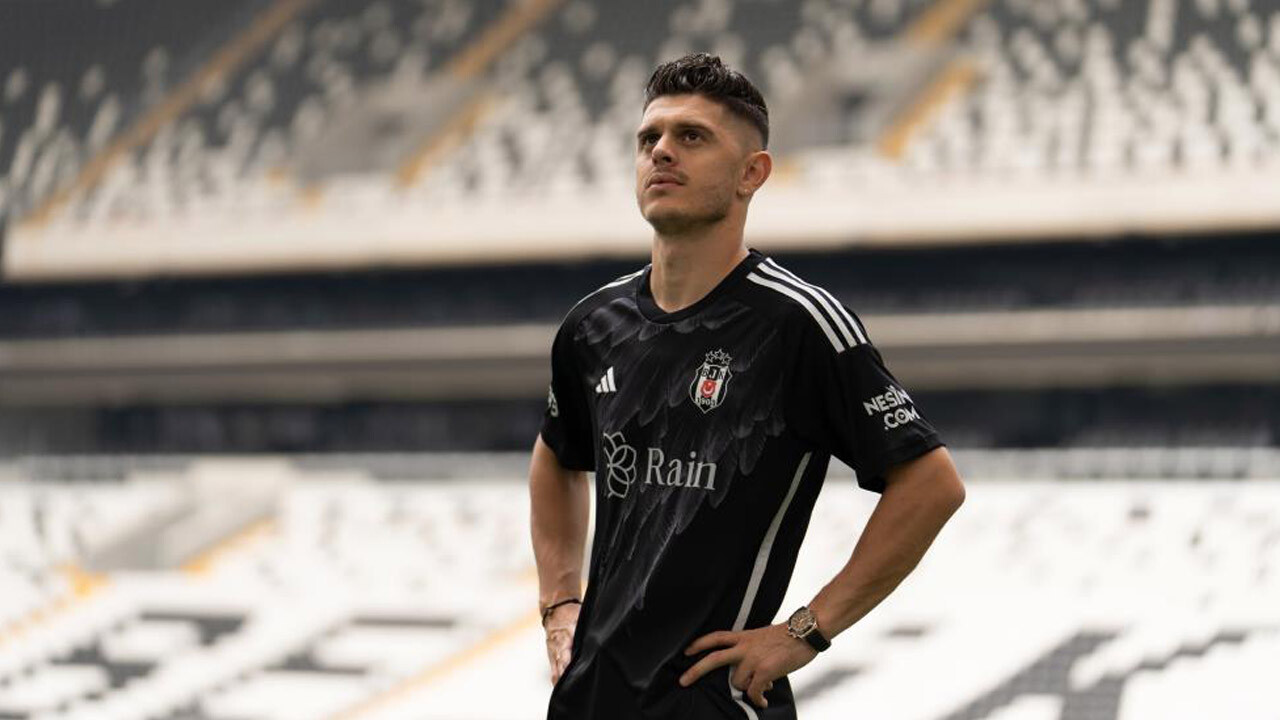 Milot Rashica: &quot;En çok forma giymek istediğim kulüp Beşiktaş’tı&quot;