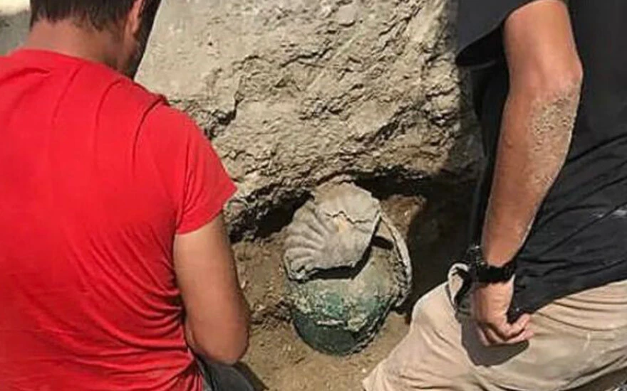 Adana'da heyecanlandıran keşif: 7 bin 500 yıllık kentte hazine bulundu