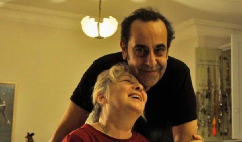 Özkan Uğur'un eşinden evlilik yıl dönümünde duygulandıran paylaşım: Yokluğuna alışamadım