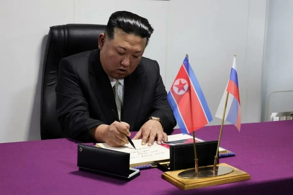 Rusya'da Kuzey Koreli lider Kim Jong-un'a 'nükleer tur'