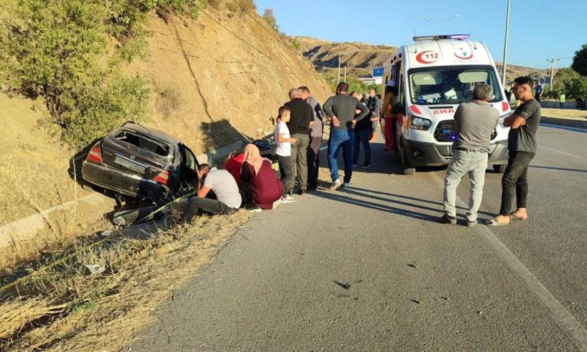 Düğün dönüşü feci kaza: Ölü ve yaralılar var