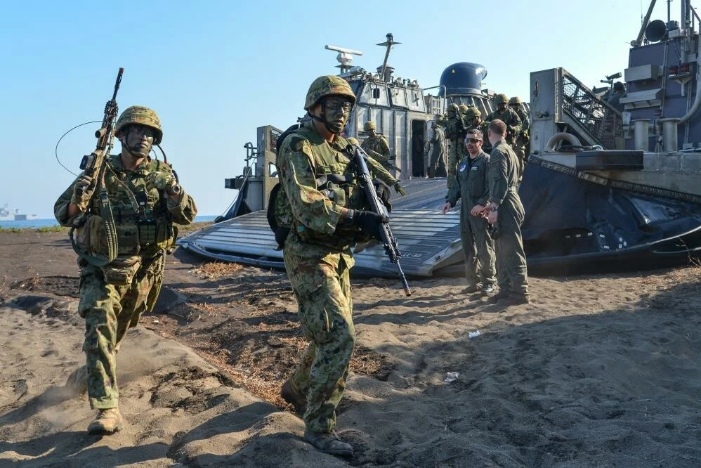 ABD Çin'e huzur vermiyor: Endonezya ve birçok ülke askeri birlikleriyle sahada