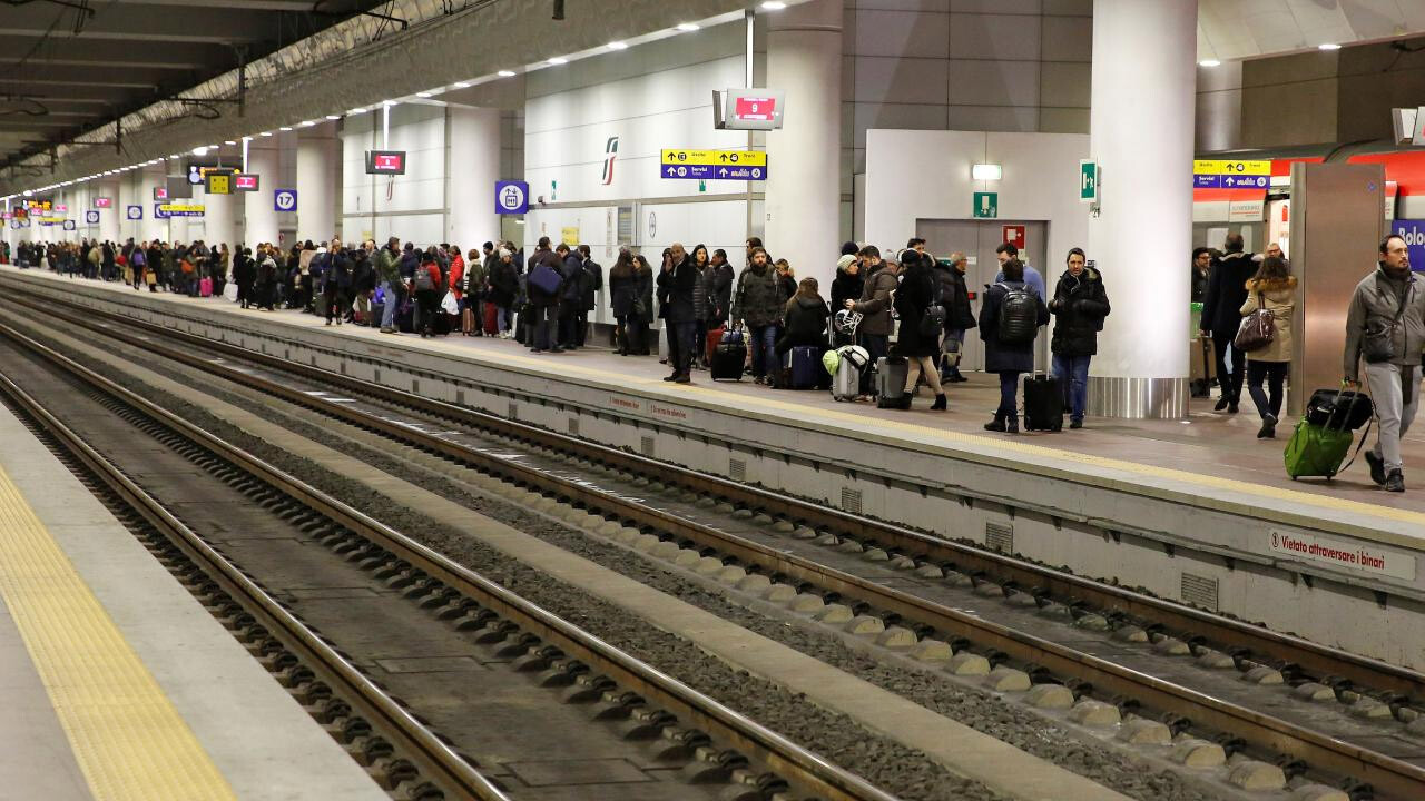 İtalya&#039;da toplu taşıma sektöründe çalışanlar greve gitti