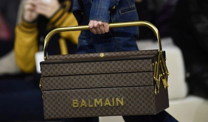 Paris Moda Haftası öncesinde ünlü koleksiyon gasbedildi! 50 parça çalındı