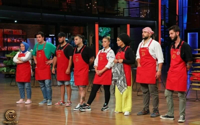 MasterChef'te gerginlik hat safhaya ulaştı! Kerem, Sergen’i ekibine almadı…