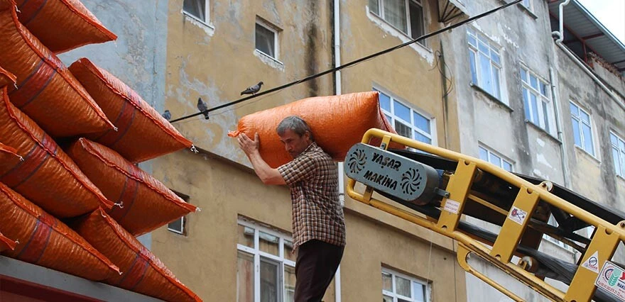 Fındığın fiyatı bir anda yükseldi! Üreticilere uyarı geldi: Aynı hızla düşebilir
