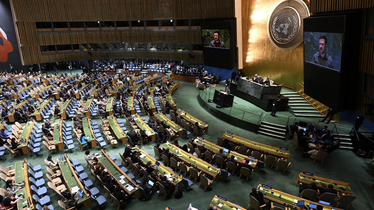 Zelenskiy'den Rusya'ya soykırım suçlaması: Kaçırılan on binlerce çocuğa ne oldu?