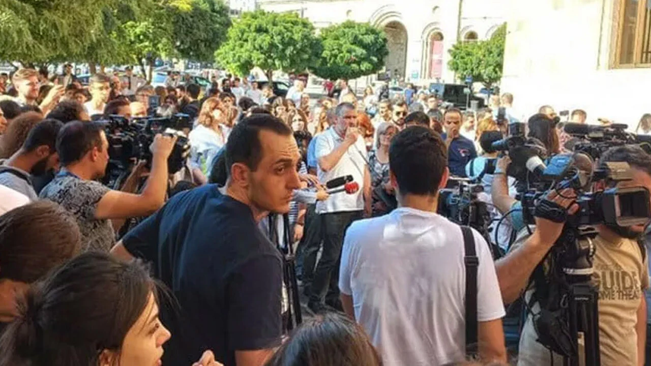 Azerbaycan'ın hamlesi Ermenistan'da ortalığı karıştırdı! Paşinyan'a darbe çağrısı