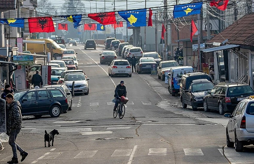 AB'den Kosova ve Sırbistan'a uyarı: Avrupa'yı kaybediyorsunuz!
