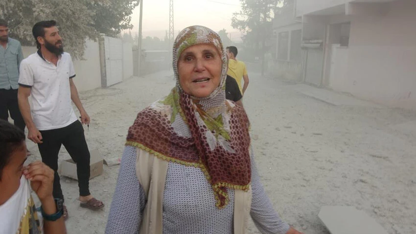 Yıkılan bina yaşlı kadına rahat nefes aldırdı