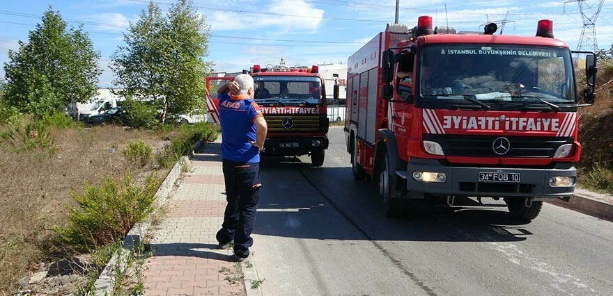 İstanbul'da kimyasal madde paniği! Sokağa koku yayılınca vatandaş ayağa kalktı, AFAD ekipleri sevk edildi